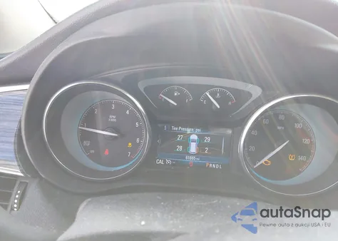 2017 Buick Envision Essence z USA, uszkodzony, nr VIN LRBFXBSA6HD218485